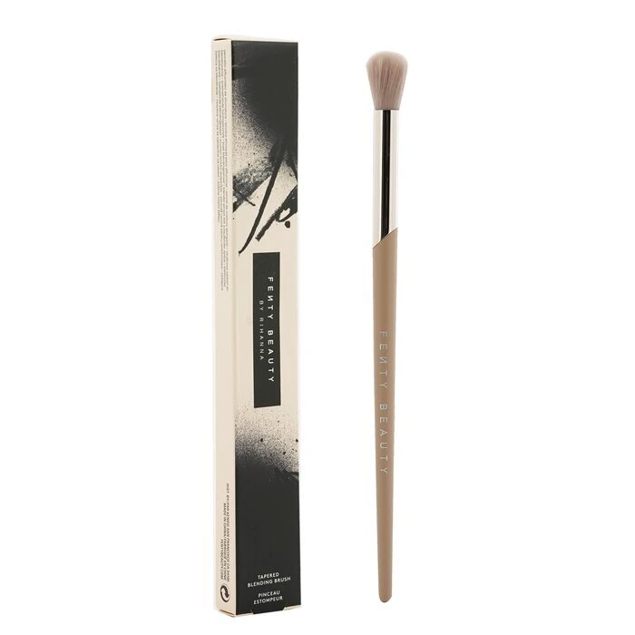Fenty Beauty By Rihanna Tapered Blending Brush 210 - Image 2