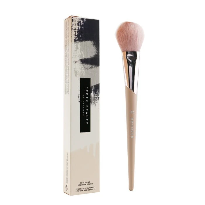 Fenty Beauty By Rihanna Sculpting Bronzer Brush 195 - Image 2